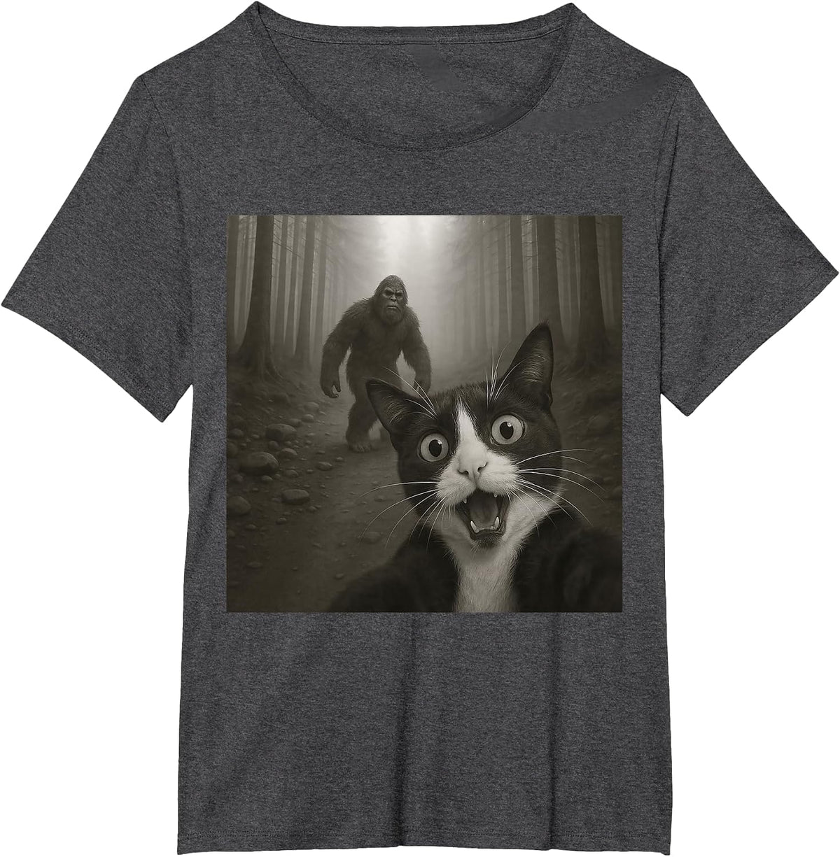 Funny Surprised Scared Tuxedo Cat Selfie with Bigfoot T-Shirt - Dark Heather Grey