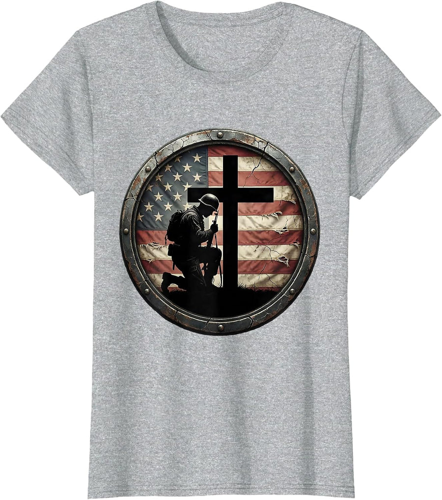 Soldier Bowing at Cross Memorial Patriotic Design T-Shirt - Heather Grey